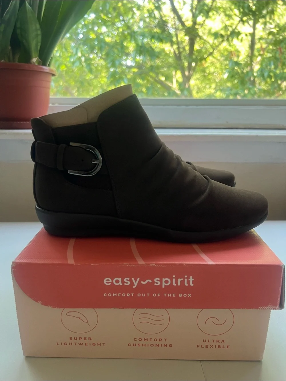 Easy Spirit Aryel Women's Ruched Buckle Ankle Booties
